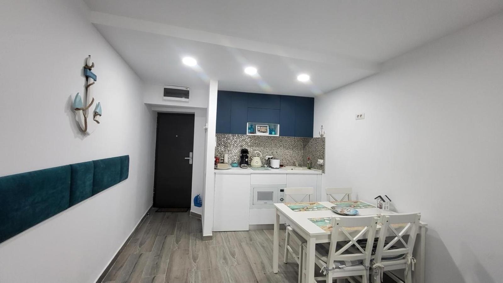 Serenity Sea View Apartment โอลิมป์ ภายนอก รูปภาพ